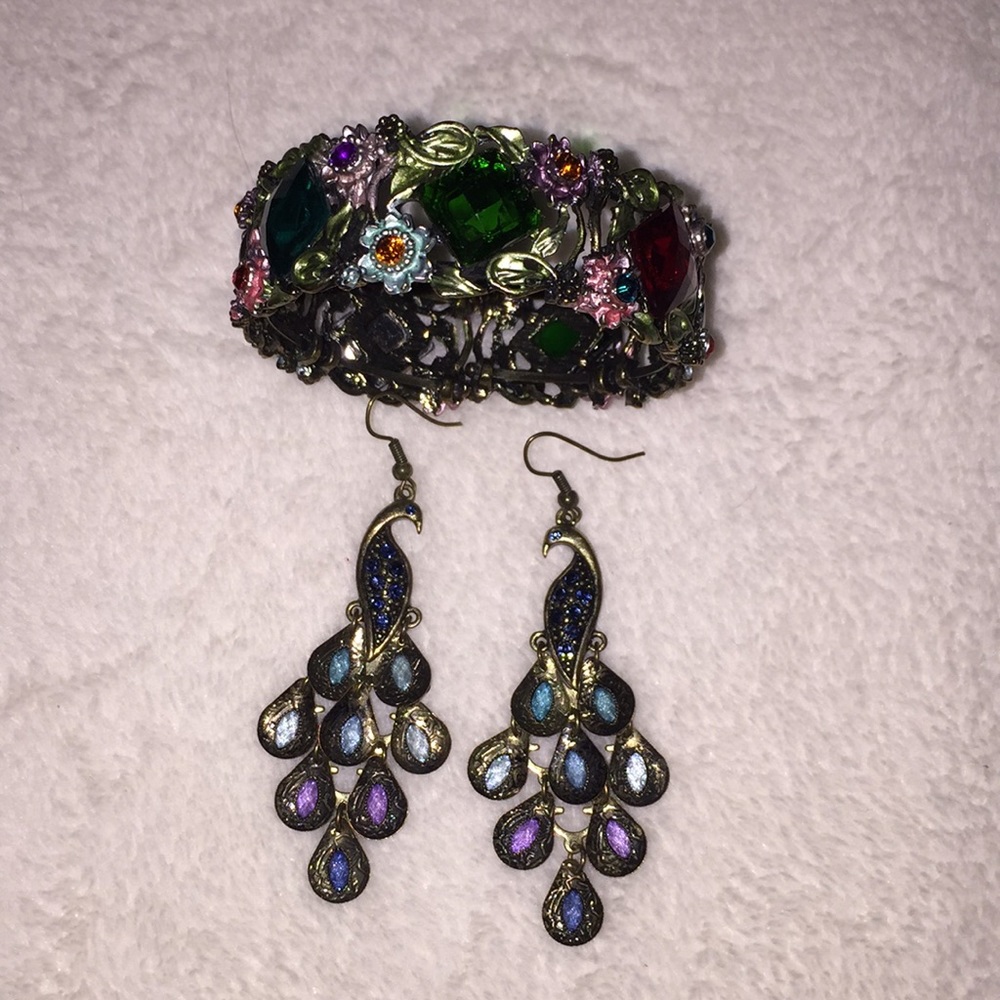 Peacocks earring and bracelet set